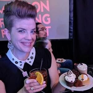 Meet your Posher, Tina